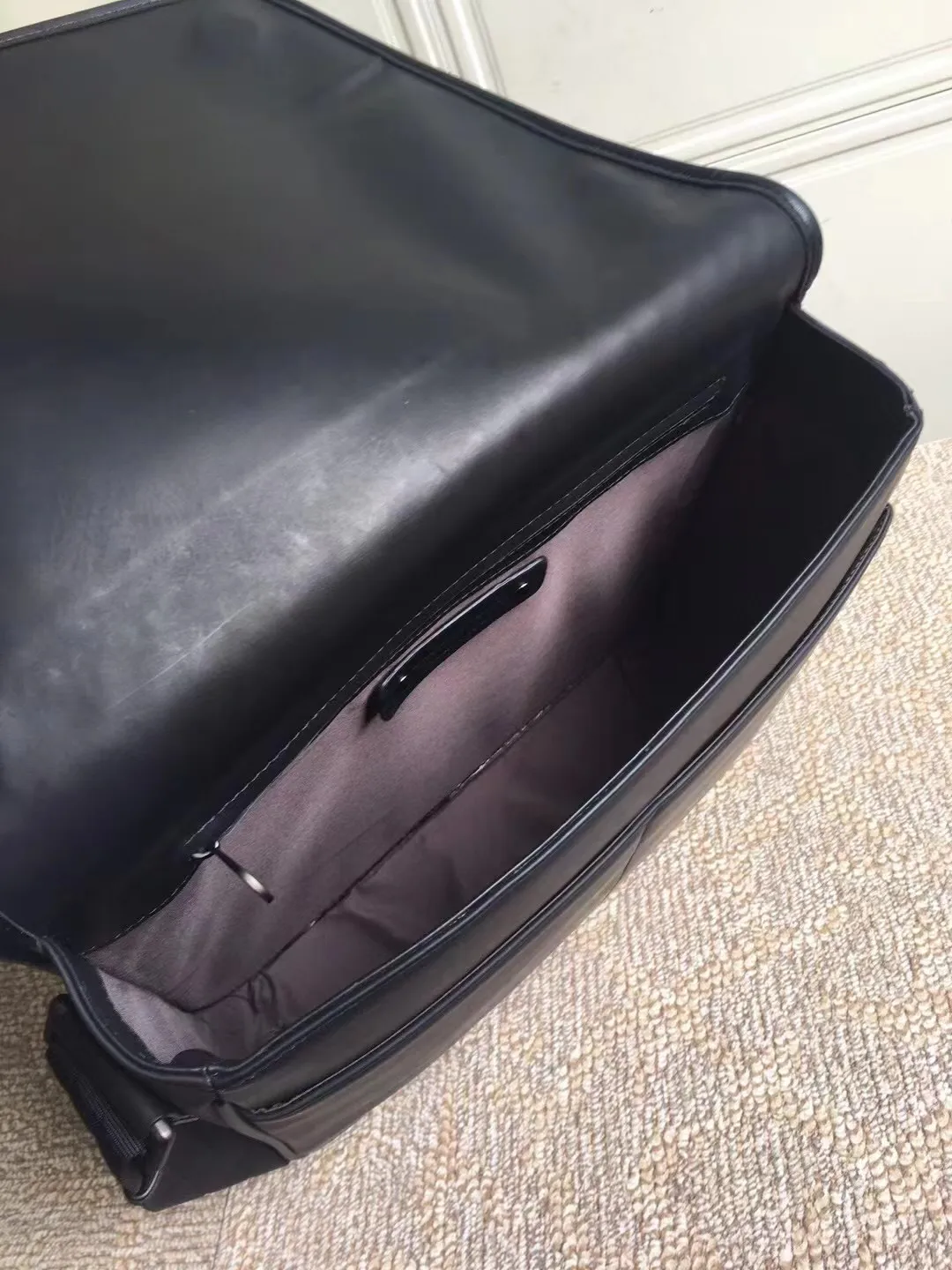 All categories 💚 Top version men’s bags 💚 BV 2024 new BV crossbody bag
